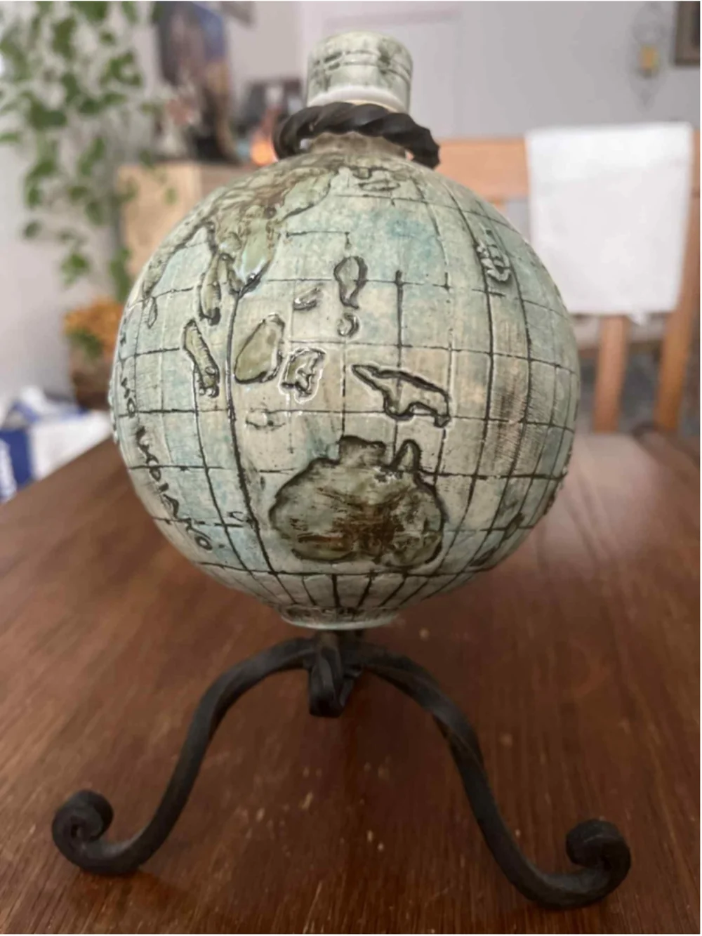 Vintage Creative World Globe Decanter with Stand Ceramic Liquor Bottle Barware *